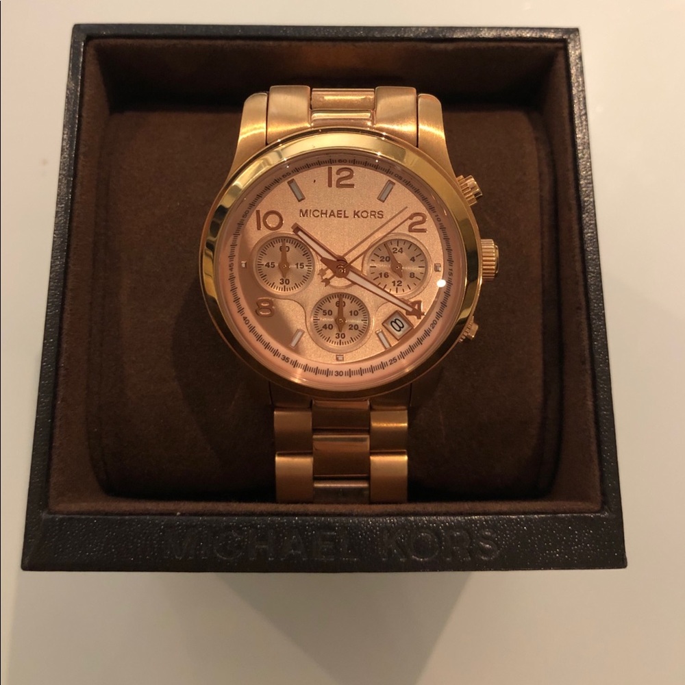 Michael Kors rose gold watch